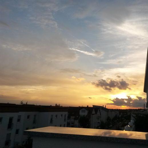 Traumwohnung Mit Grosser Dachterasse Mörfelden-Walldorf Εξωτερικό φωτογραφία